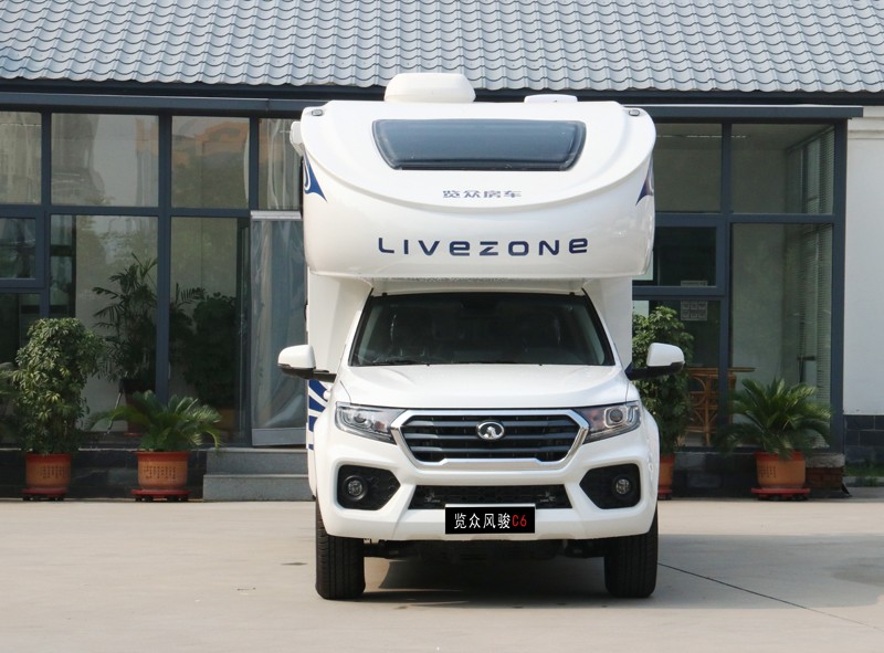 上下鋪床的房車，空間利用真合適