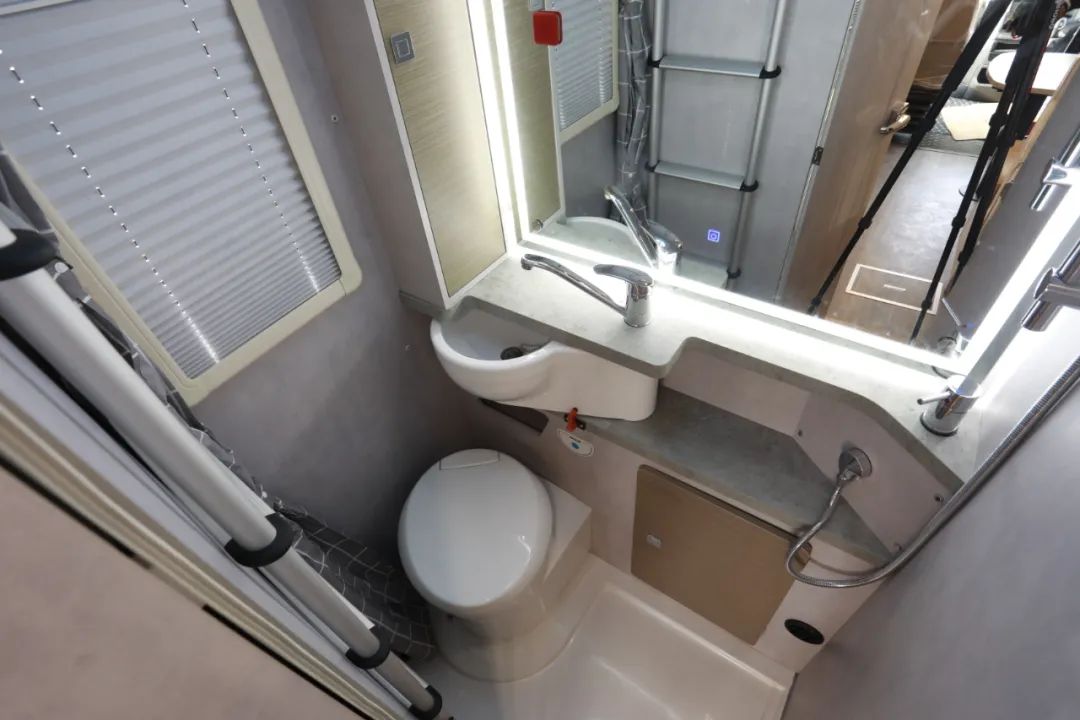 向“偽性價比”房車出擊,第五代塞拉維來襲! 向“偽性價比”房車出擊,第五代塞拉維來襲!